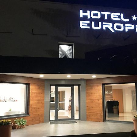 Hotel Europa Elblag Bagian luar foto